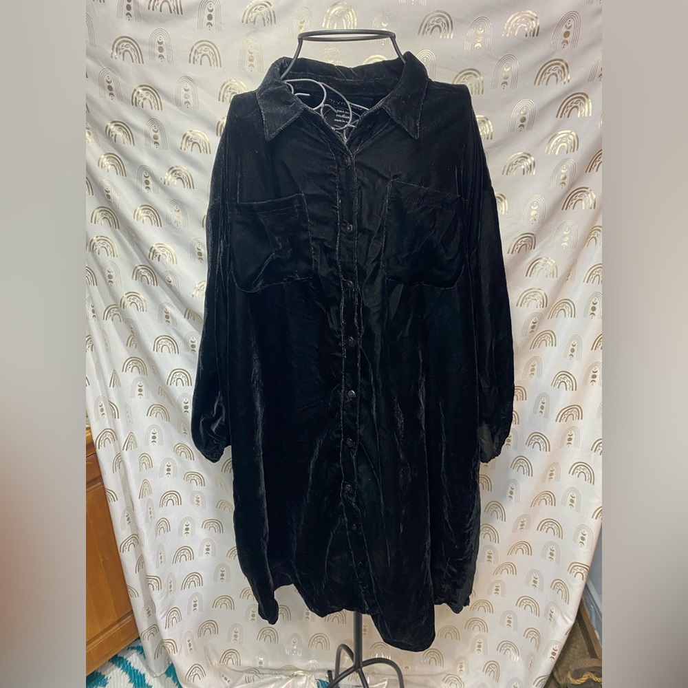 Karyn Seo Black Velvet Shirt